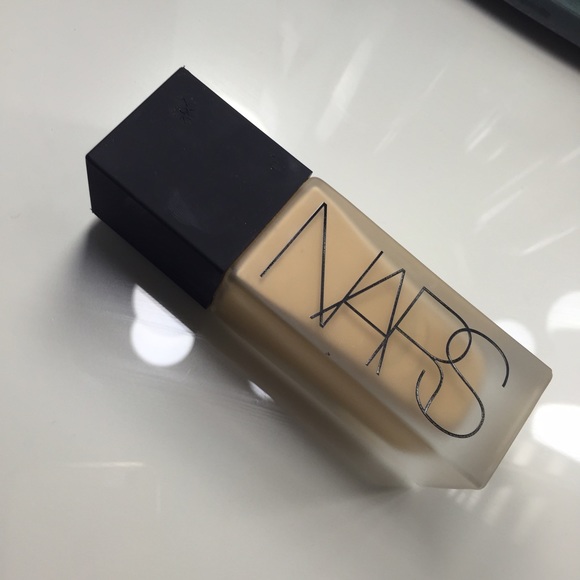 Nars foundation