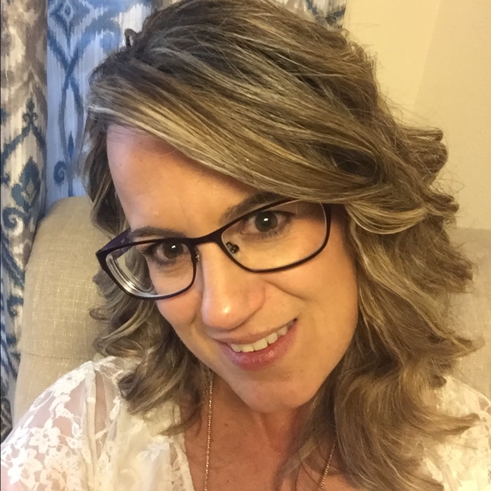 Meet your Posher, Rebecca