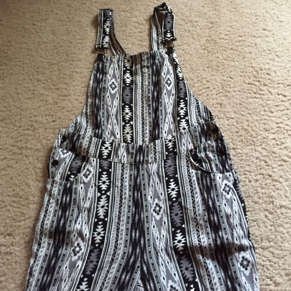 Urban Outfitters Pants - Cute Overalls ✂️REDUCED FROM $36 to $24✂️