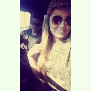 Meet your Posher, Madison hailey