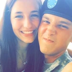 Meet your Posher, Kenzie