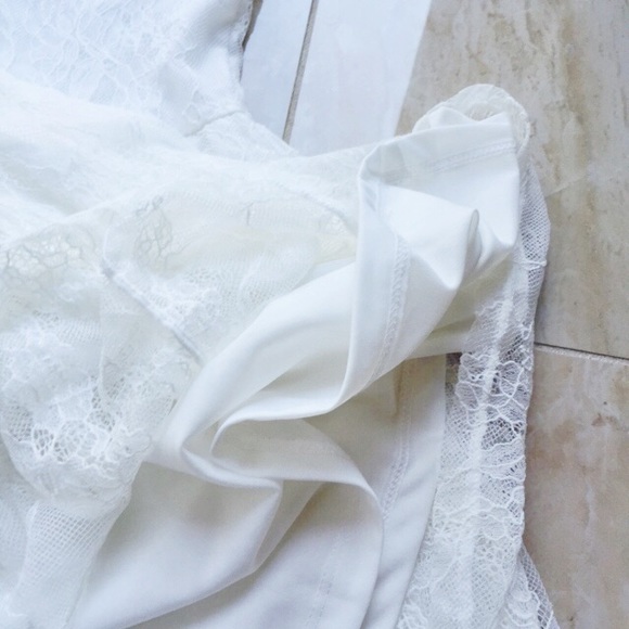 LACE GORMAL DRESS - Picture 2 of 3