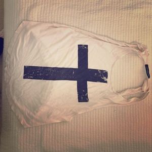 Cross tank top