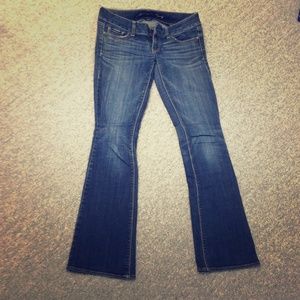 Size 4 x-long artist american eagle jeans