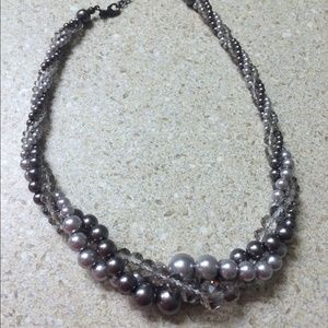 ❌ SOLD ❌ Grey necklace
