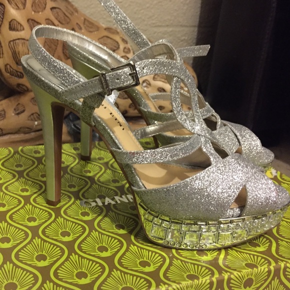 Gianni Bini Heels!