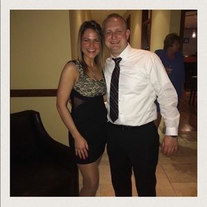 FINAL SALE❤️ See pics. Dress with sheer sides.