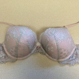 Victoria's Secret Push Up Bra - 36B