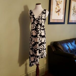 Sleeveless/ Asymmetrical dress