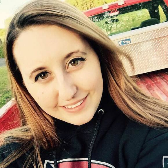 Meet your Posher, Liz