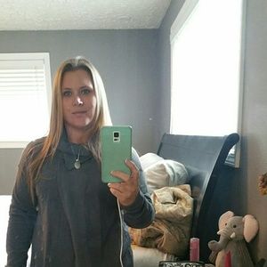 Meet your Posher, Ivory