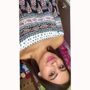 Meet your Posher, Nadya