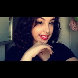 Meet your Posher, Gwen