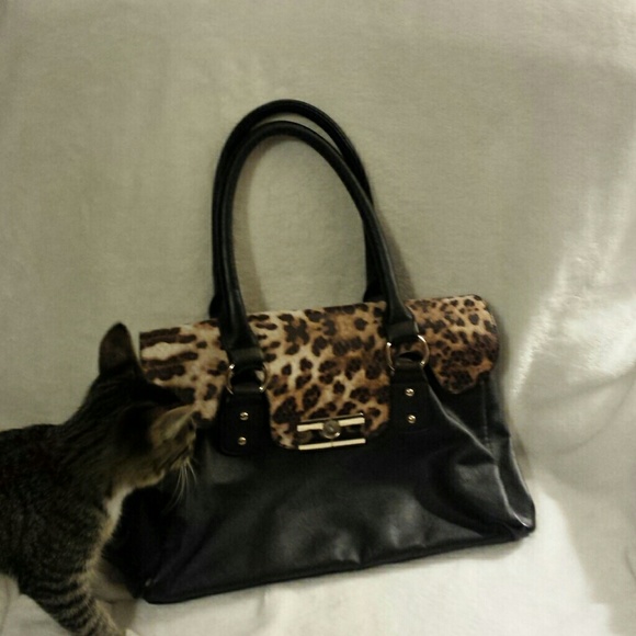 Leopard/black bag