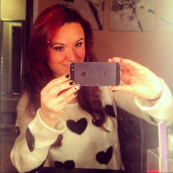 Heart knit sweater 😍❤️ - Picture 3 of 3