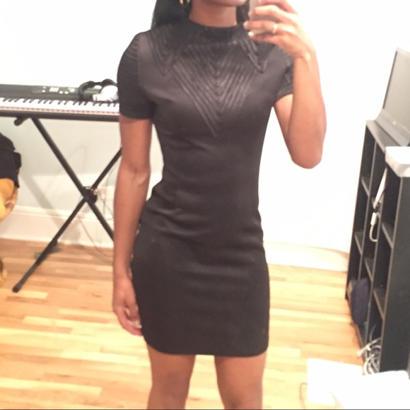 AKIRA Dresses & Skirts - Black Short Sleeved Dress -- Akira