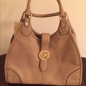 Michael Kors Large Leather Hudson Shoulder Bag