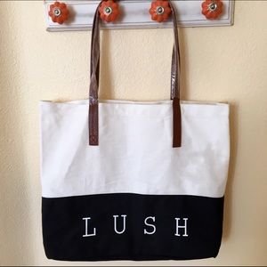 EXCLUSIVE FREE LUSH TOTE BAG read below