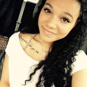 Meet your Posher, Diana