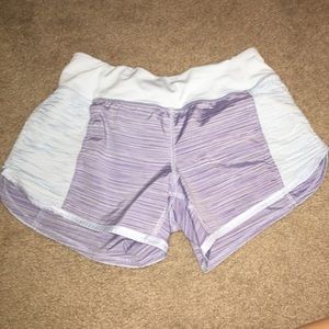 Lulu lemon size 2 built in 4way running shorts