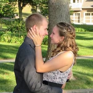 Meet your Posher, Liz