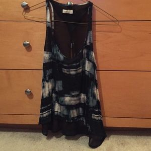 URBAN OUTFITTERS Top