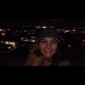 Meet your Posher, Brittany