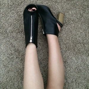 Heels / booties / backless bootie