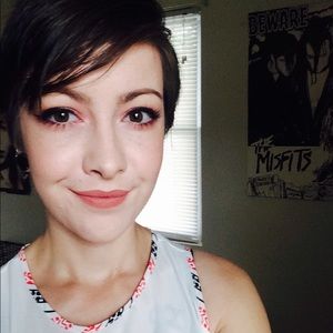 Meet your Posher, Amanda