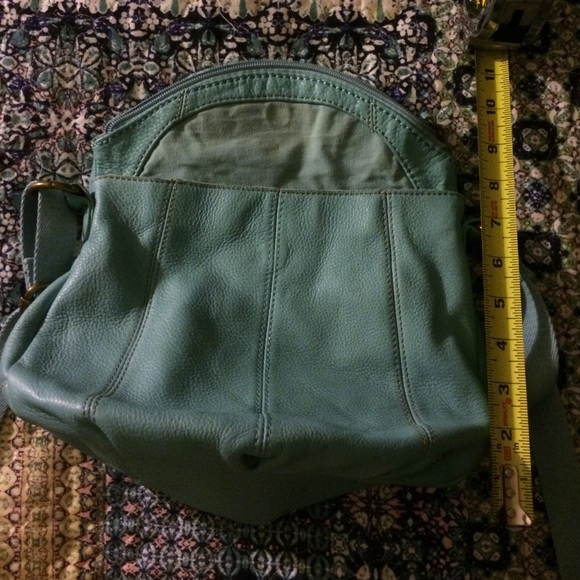 Just trying to get rid of it but not give it away - Picture 2 of 4