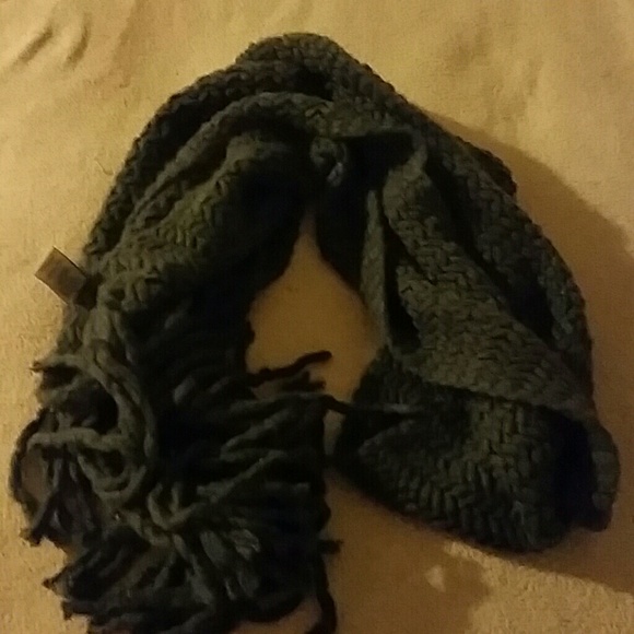 Gray scarf