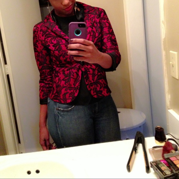 Lace pattern blazer