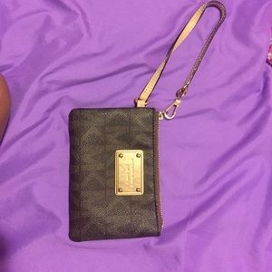 Micheal Kors Wristlet