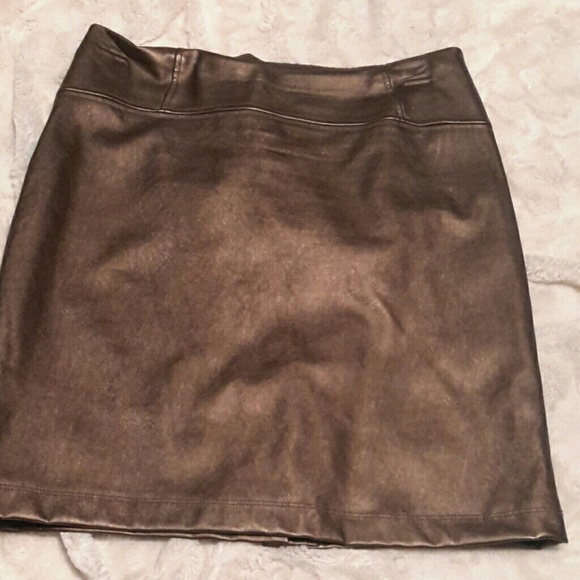 Faux leather skirt