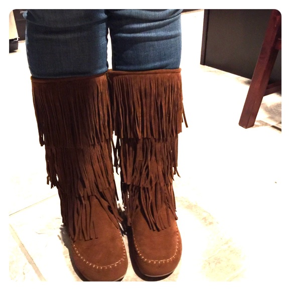 Pierre Dumas 3 tier fringe moccasins