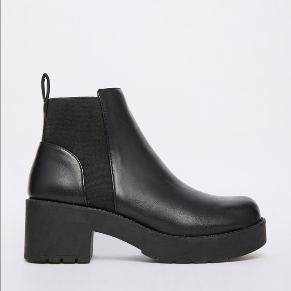 ASOS Shoes - Wide Fit Black Chelsea Boot