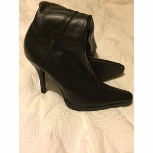 Black Tall Pointy Boots