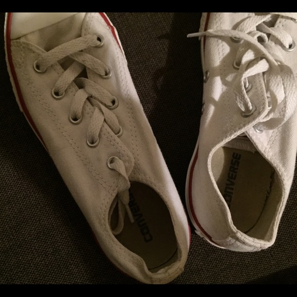 Converse - Picture 2 of 4