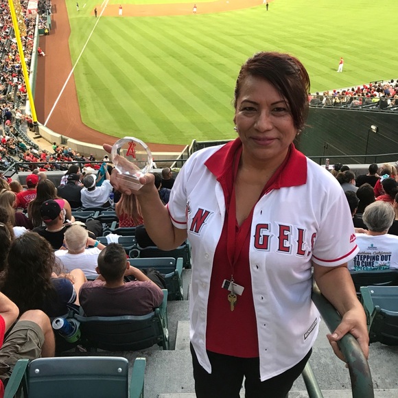 Meet your Buyer/Seller 💕 - Picture 5 of 6