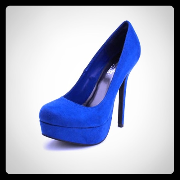 Cute blue suede pumps