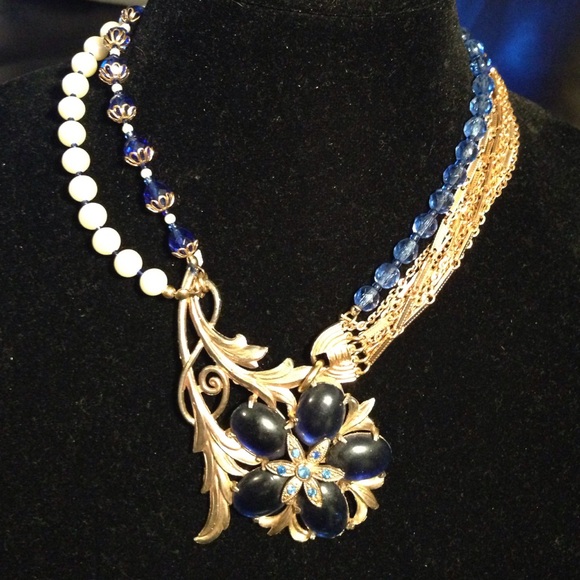 Vintage Re-worked Blue Floral Gold Chains Necklace