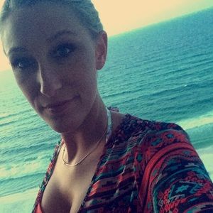 Meet your Posher, Shelby