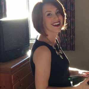 Meet your Posher, Holly