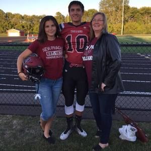 Meet your Posher, Nia