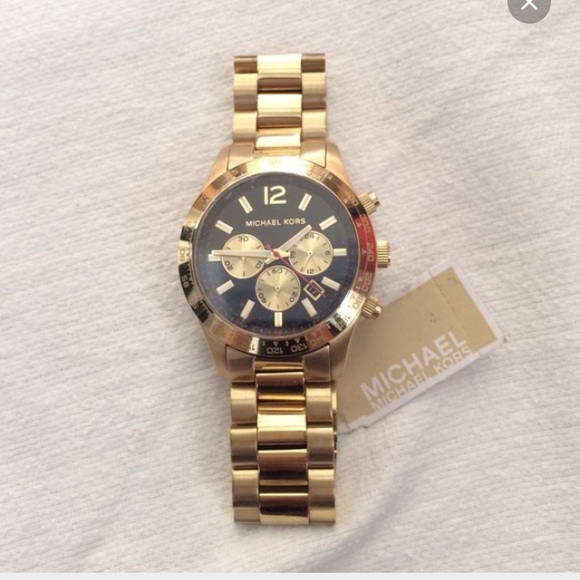 Michael Kors Woman's Watch (blk face) - Picture 3 of 3
