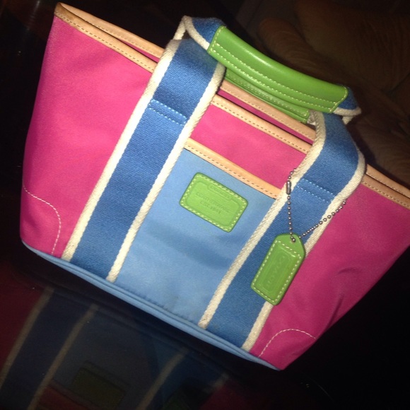 Coach, tote (MAKE AN OFFER)