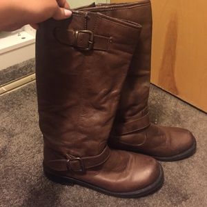 Brown Boots!
