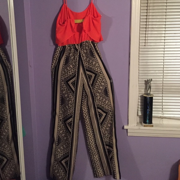 very cute romper - Picture 1 of 2