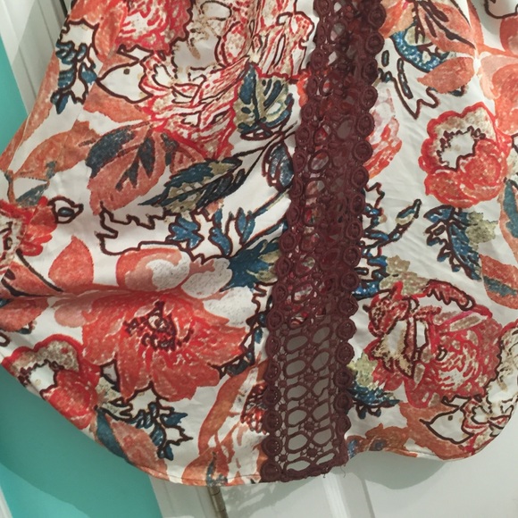 Flowing boho tank.  High low feature. Fall colors! - Picture 4 of 4