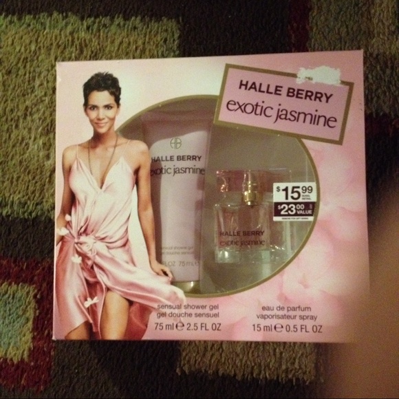 Halle Berry Exotic Jasmine
